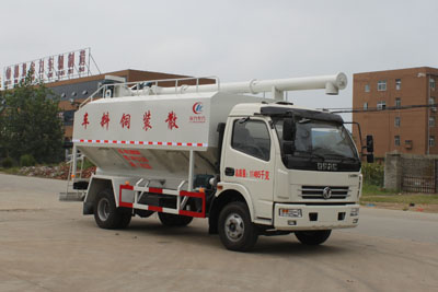 東風(fēng)多利卡6噸散裝飼料運(yùn)輸車(chē)