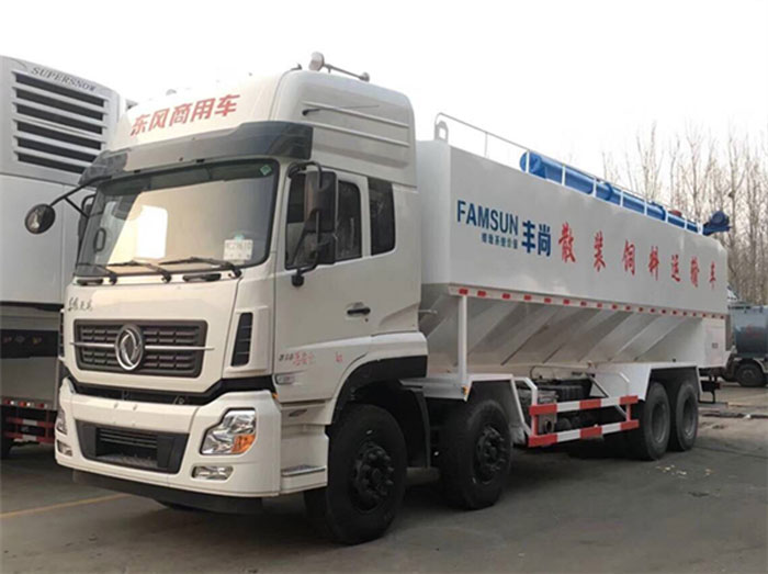 東風(fēng)天龍45方散裝飼料車(chē)
