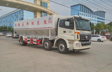 福田歐曼30方散裝飼料運(yùn)輸車(chē)
