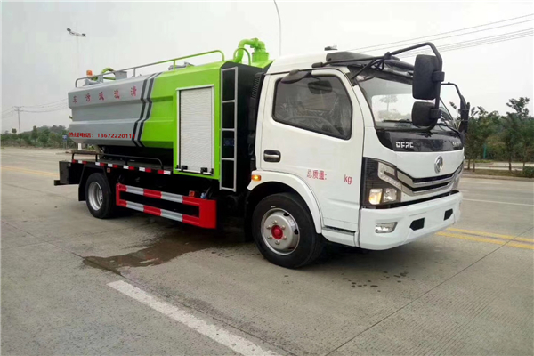 開清洗吸污車，做卑微打工人，做自己人生的奮斗者
