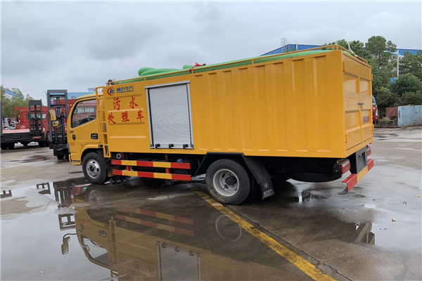 十年磨一劍程力吸糞吸污車突破傳統(tǒng)，全新升級吸污凈化車盡顯神通