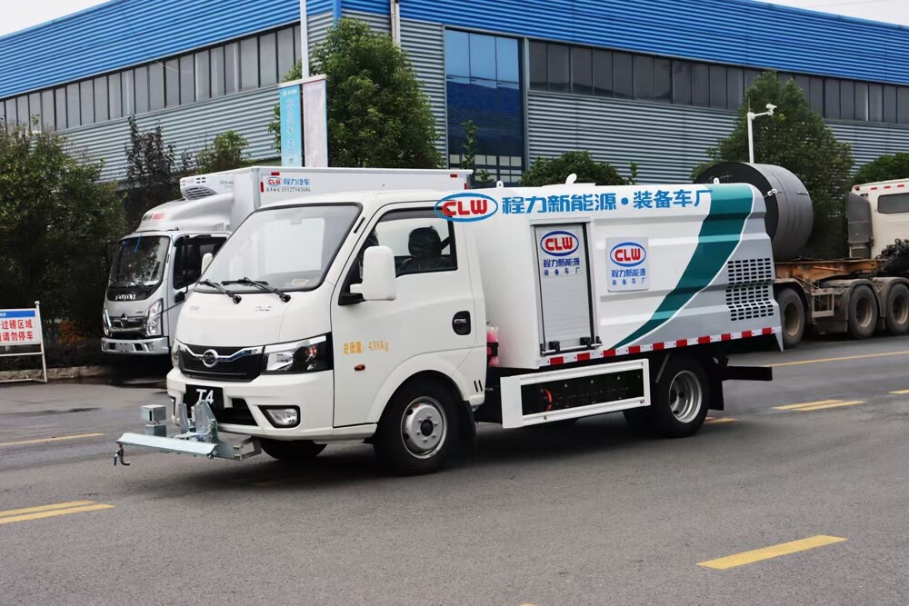 比亞迪新能源純電動(dòng)路面養(yǎng)護(hù)車(chē)