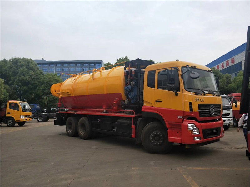 東風(fēng)國六大多利卡清洗吸污車吸污罐帶舉升，采用6mm優(yōu)質(zhì)碳鋼板