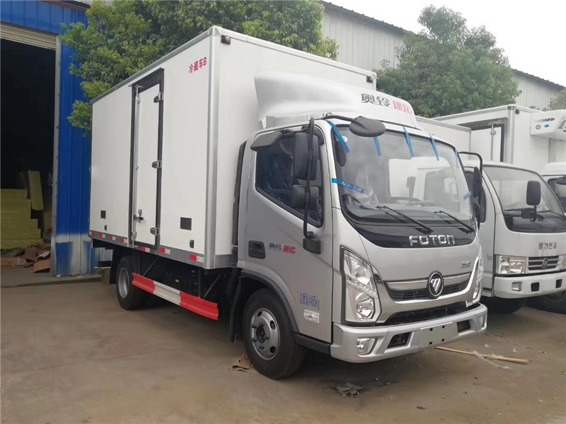 國六五十鈴6米8冷藏車保溫隔熱 防火阻燃，廂體內外采用玻璃鋼