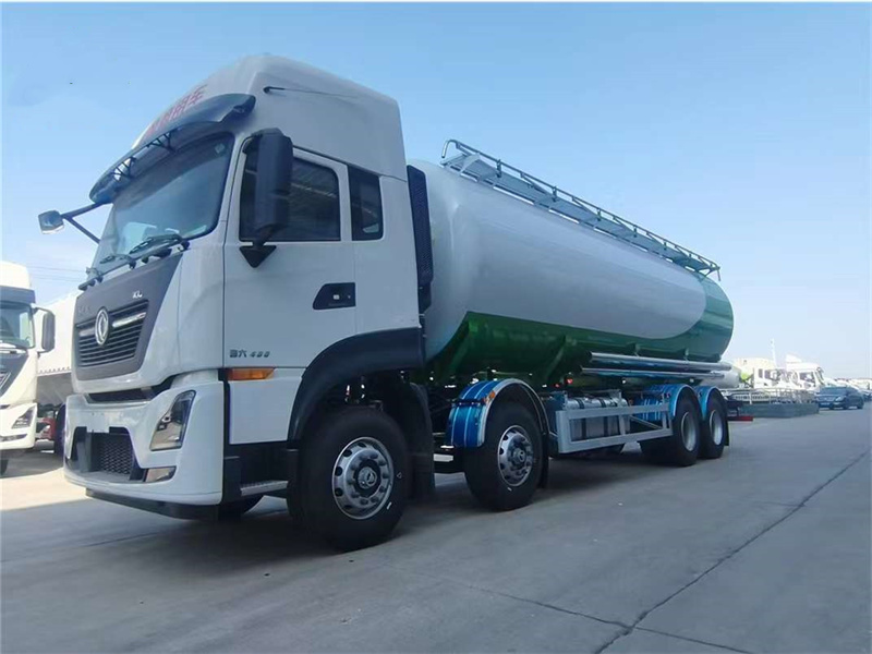 新品上市：氣推式散裝飼料車，不受距離限制