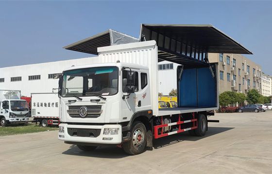 東風(fēng)D9危險(xiǎn)品廂式運(yùn)輸車