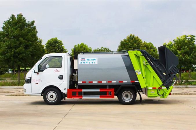 東風(fēng)途逸4方壓縮垃圾車(chē)