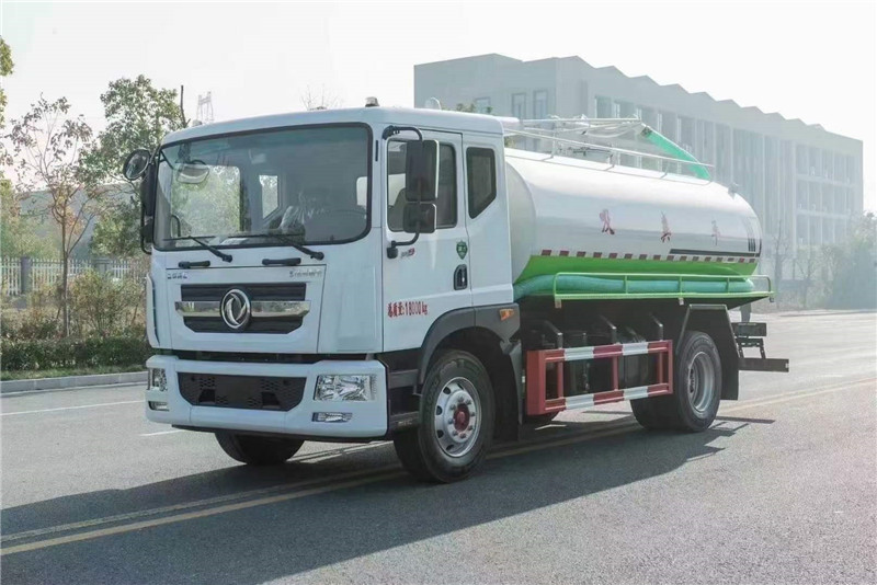 程力威牌東風(fēng)12噸吸糞抽糞車(chē)