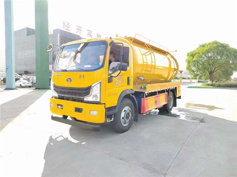 重汽豪曼16噸清洗吸污車(chē)